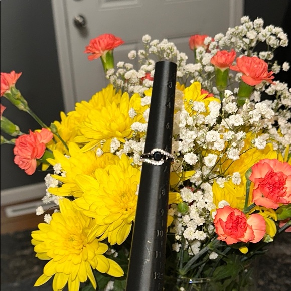 Elegant Black and Silver Ring Full of Bling 💍 Size 7 - Picture 8 of 11